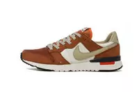 nike 2018 internationalist 3th zapatos marron beige